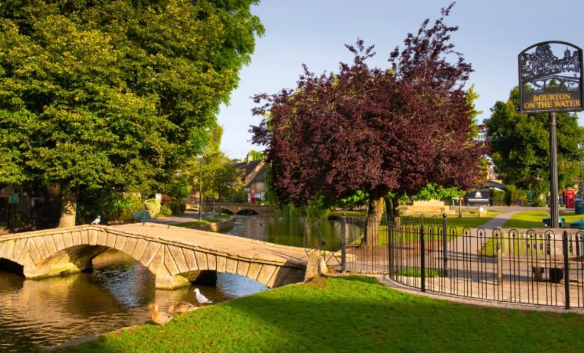 Jasmine Cottage, Upper Slaughter, Cotswolds เชลเทนแฮม ภายนอก รูปภาพ