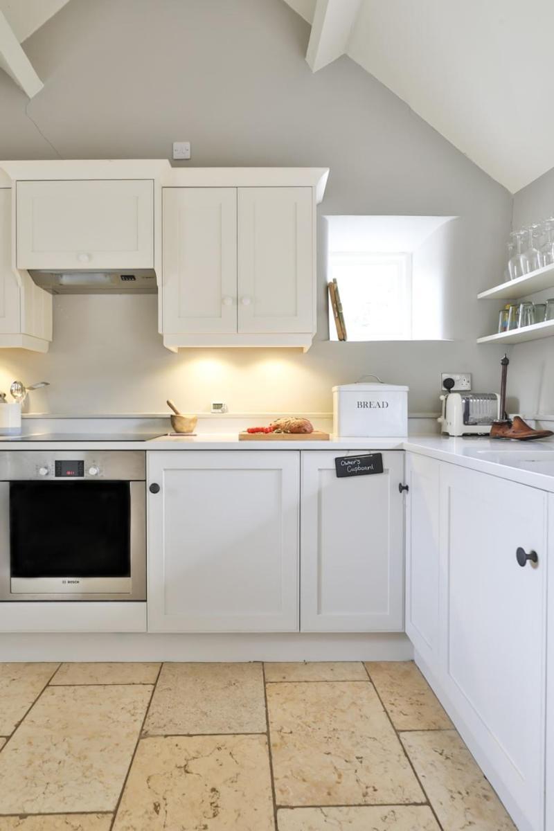 Jasmine Cottage, Upper Slaughter, Cotswolds เชลเทนแฮม ภายนอก รูปภาพ